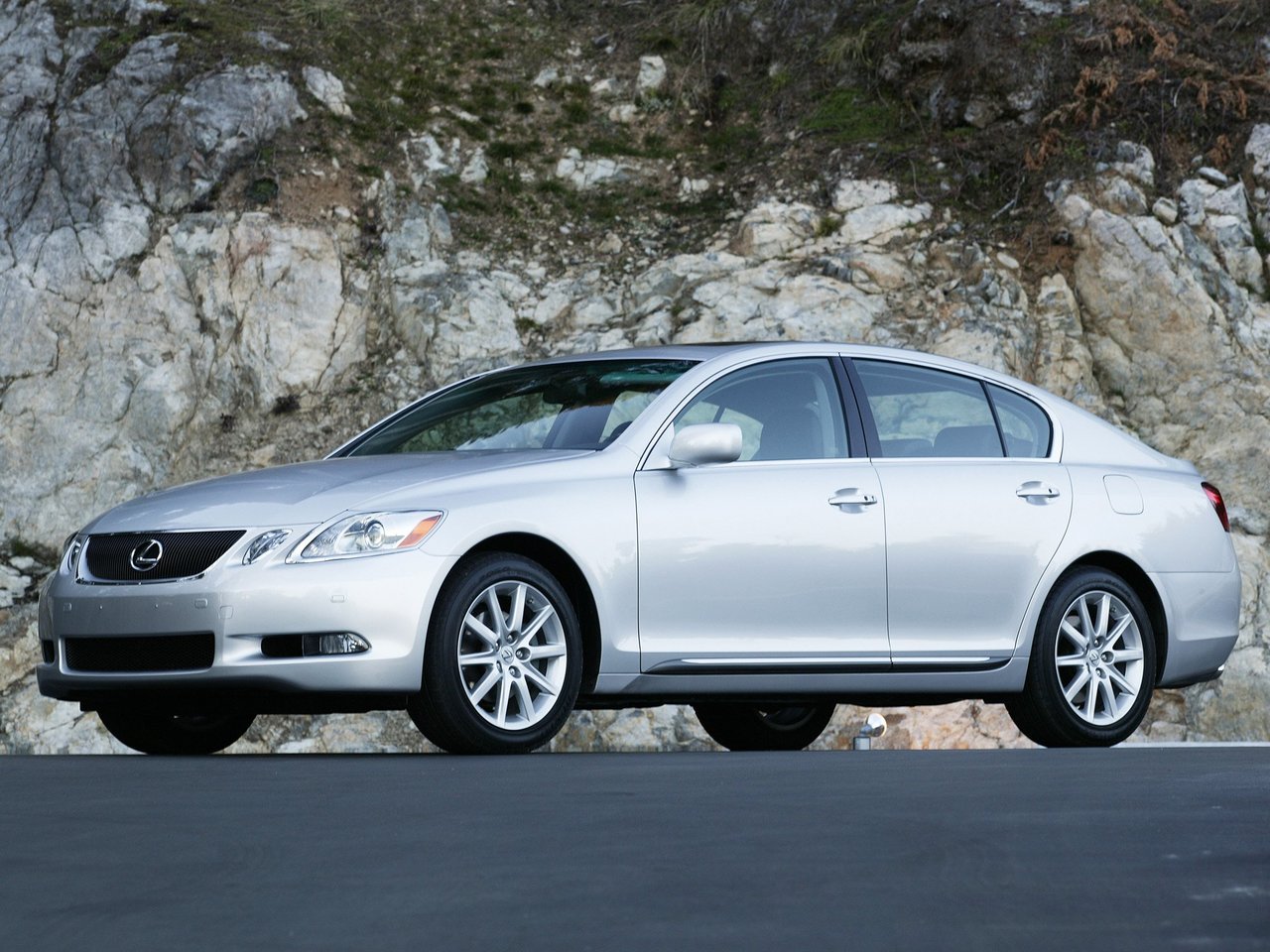 Lexus GS III, седан