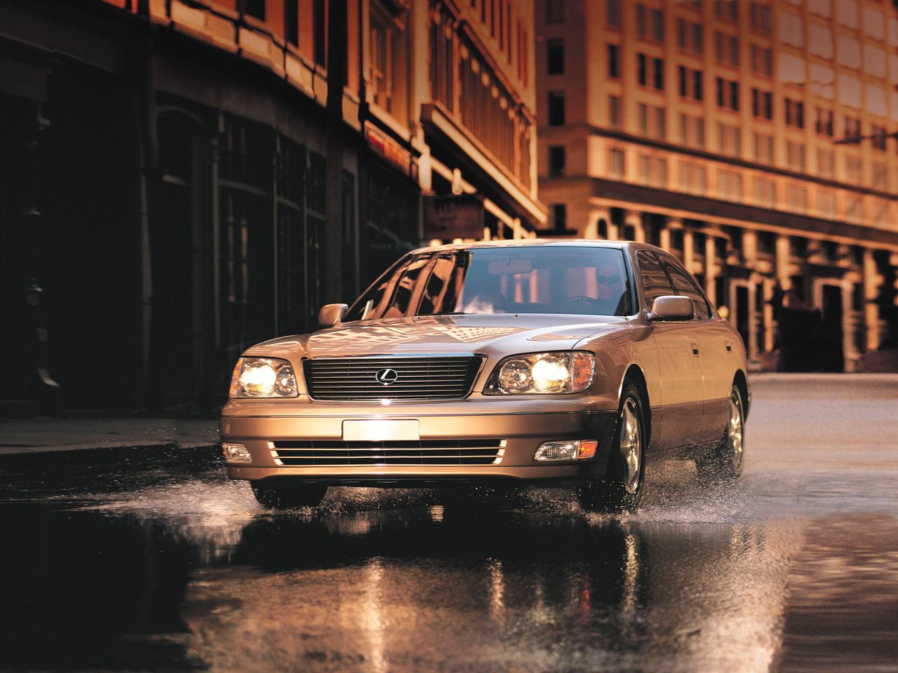 Lexus LS II, седан