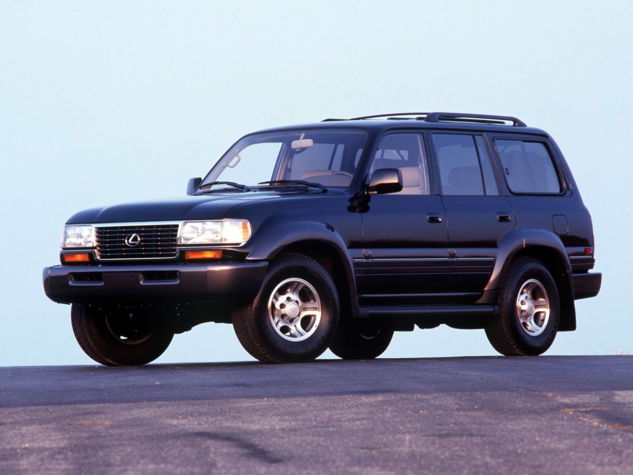 Lexus LX I, внедорожник 5 дв.