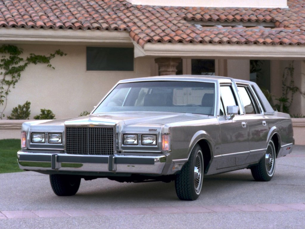 Lincoln Town Car I, седан