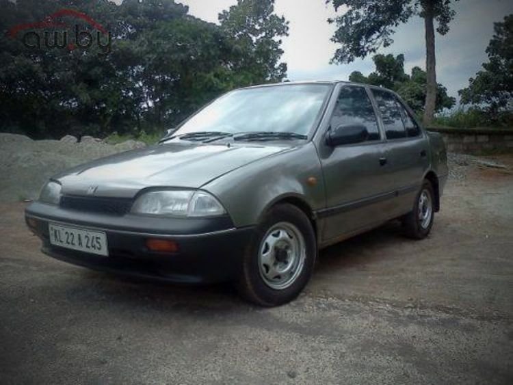 Maruti 1000 I, седан