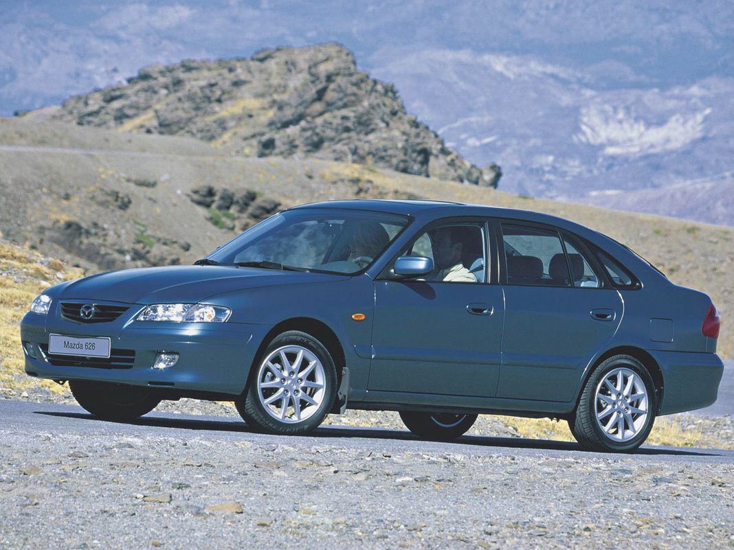 Mazda 626 V (GF), лифтбек