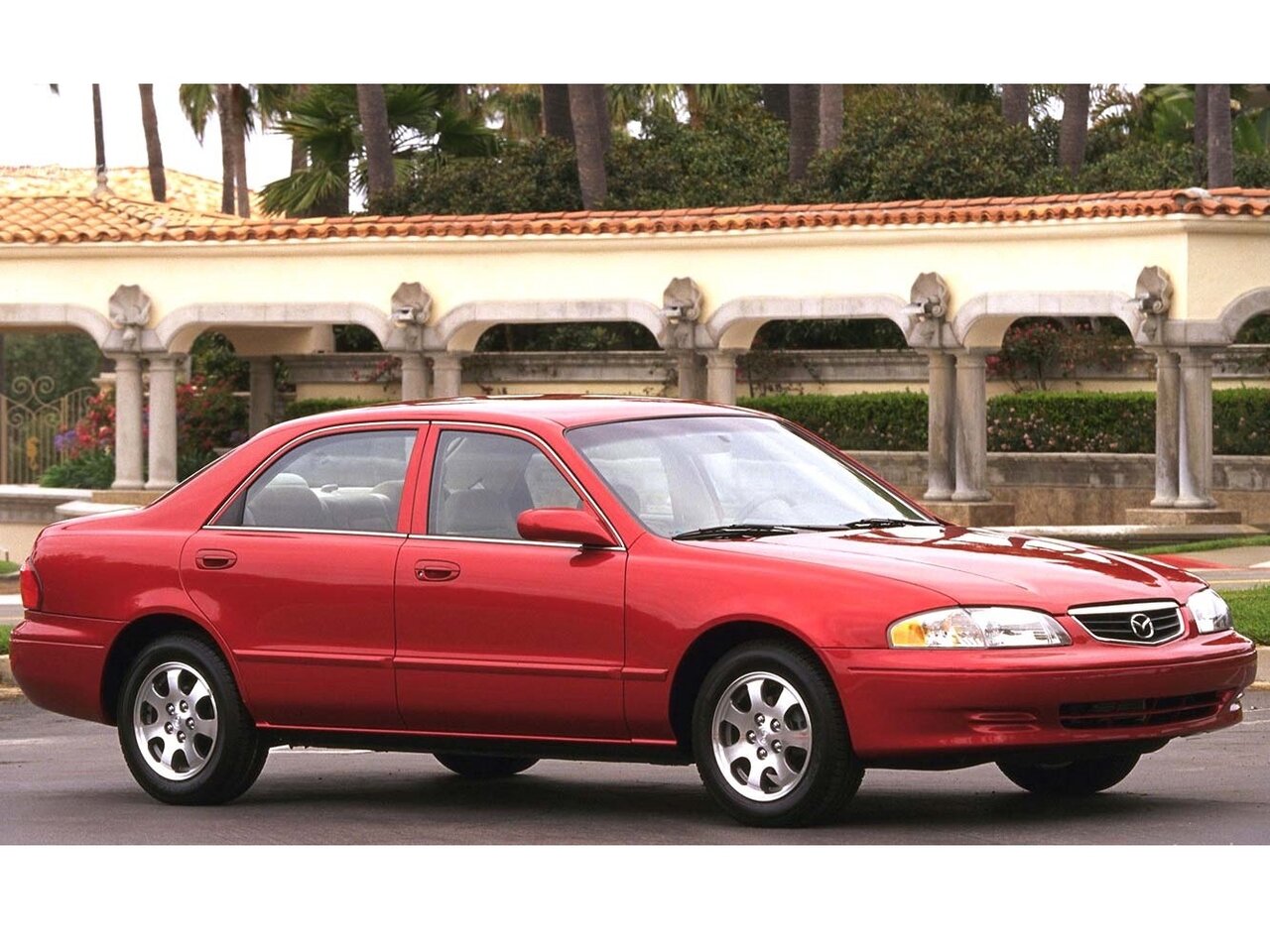 Mazda 626 V (GF), седан