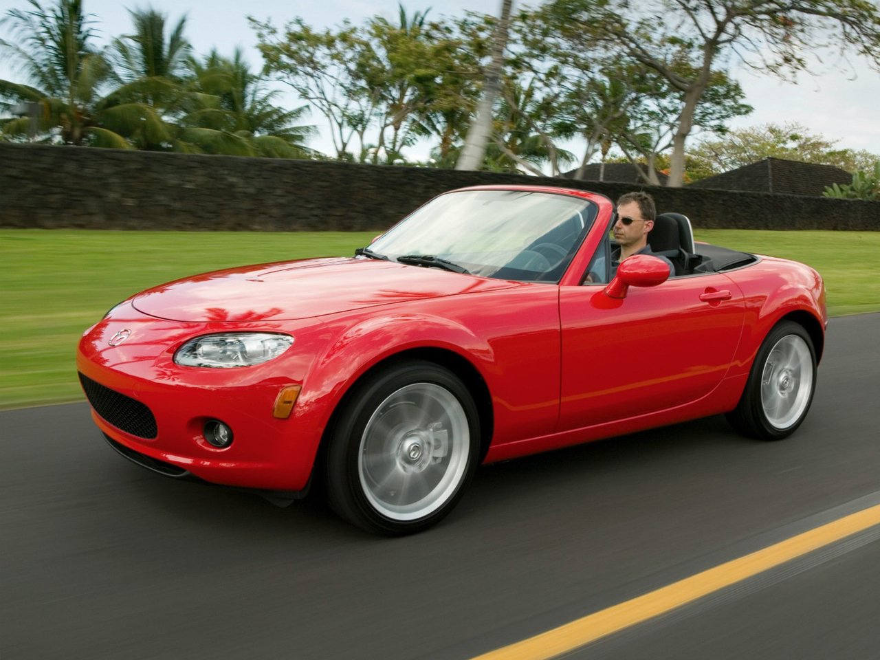 Mazda MX-5 III (NC), родстер