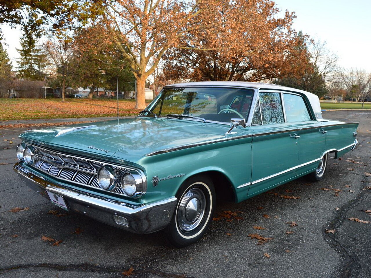 Mercury Monterey V, седан