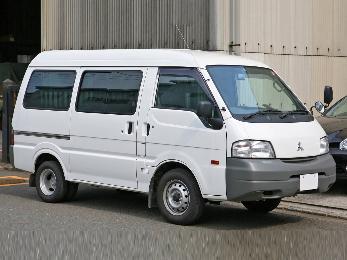 Mitsubishi Delica IV, минивэн