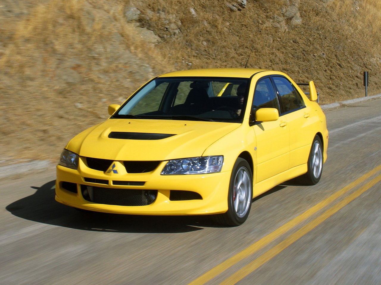 Mitsubishi Lancer Evolution VIII, седан