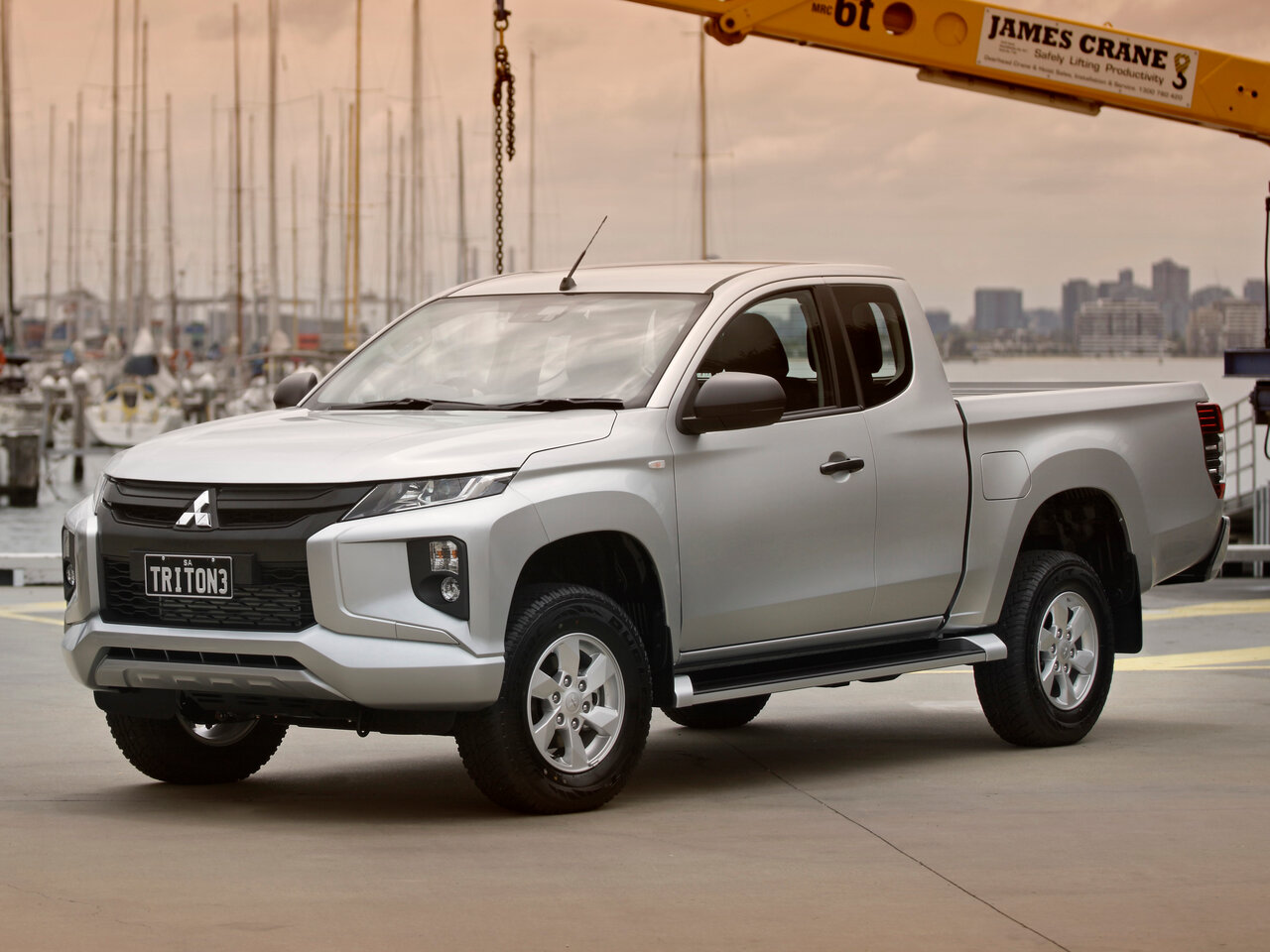 Mitsubishi Triton V Рестайлинг, пикап полуторная кабина