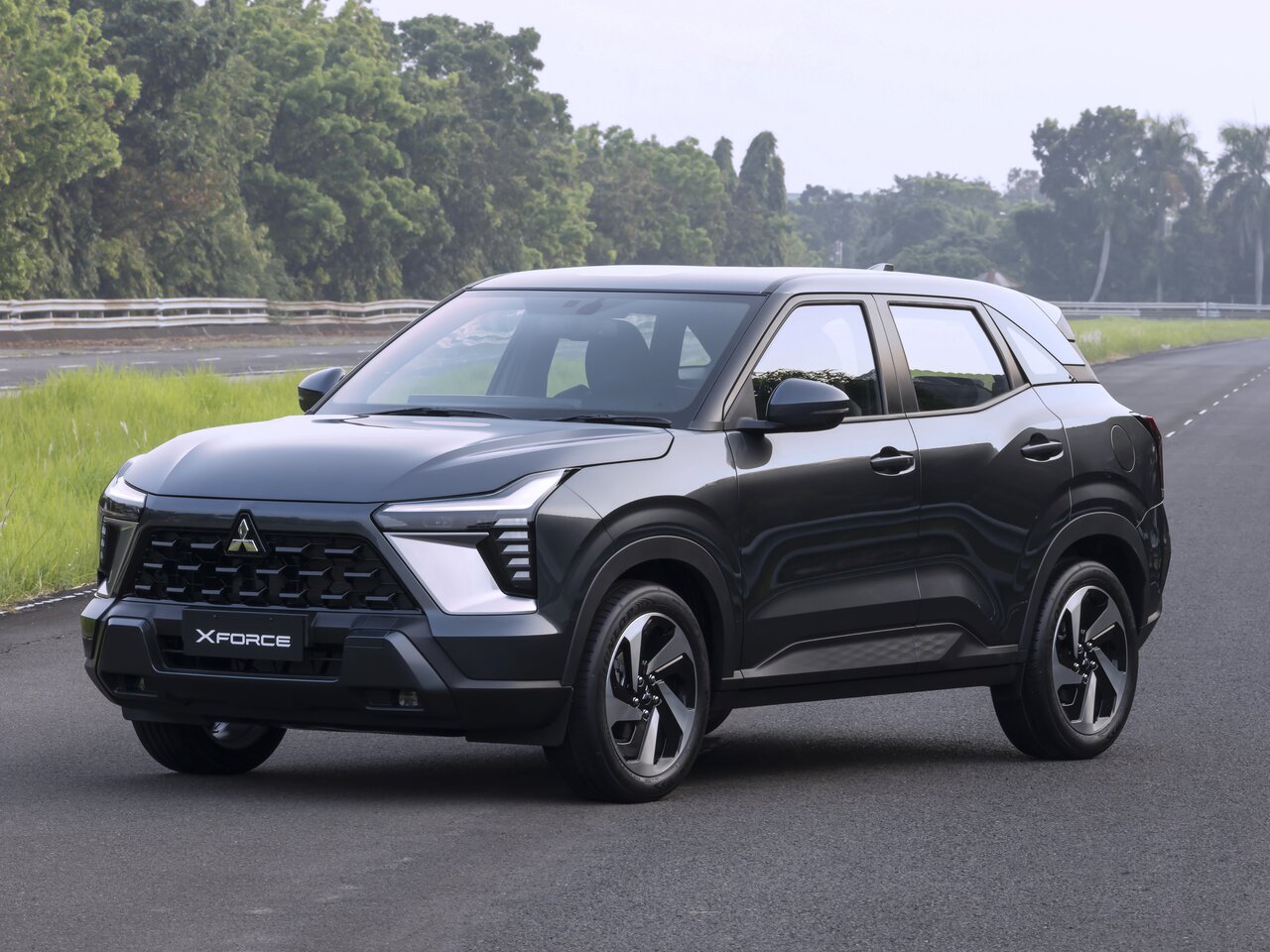 Mitsubishi Xforce I, внедорожник 5 дв.