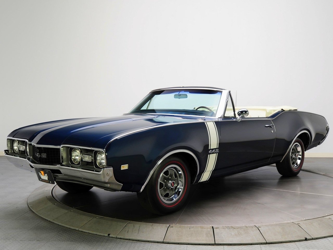 Oldsmobile Cutlass III, кабриолет