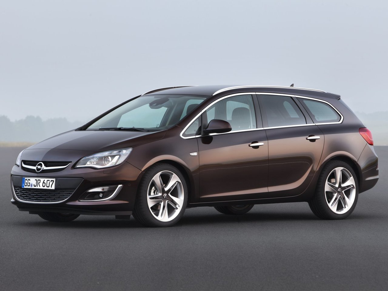 Opel Astra J Рестайлинг, универсал 5 дв.