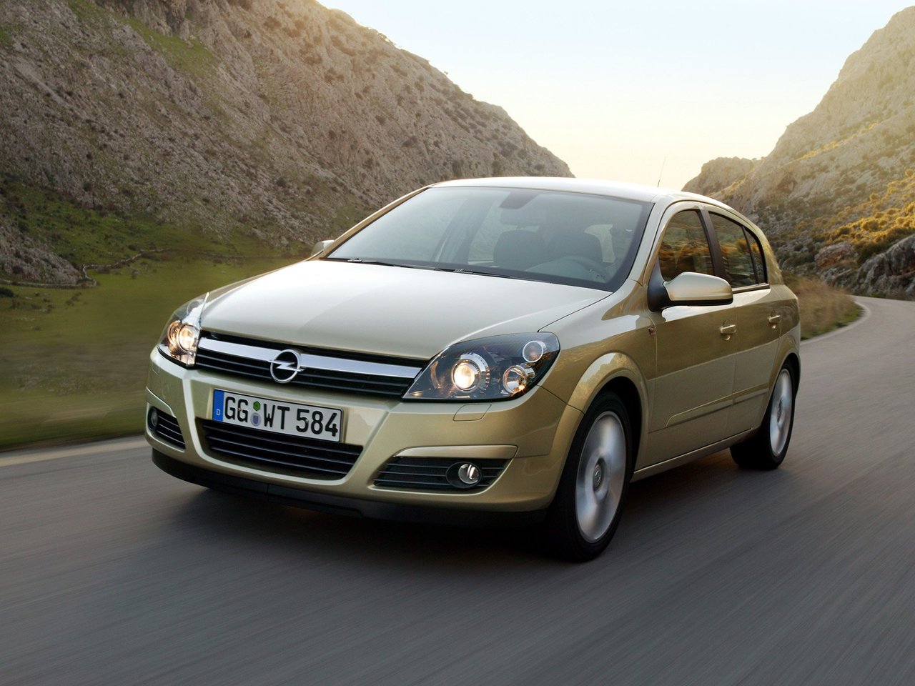Opel Astra H, хэтчбек 5 дв.