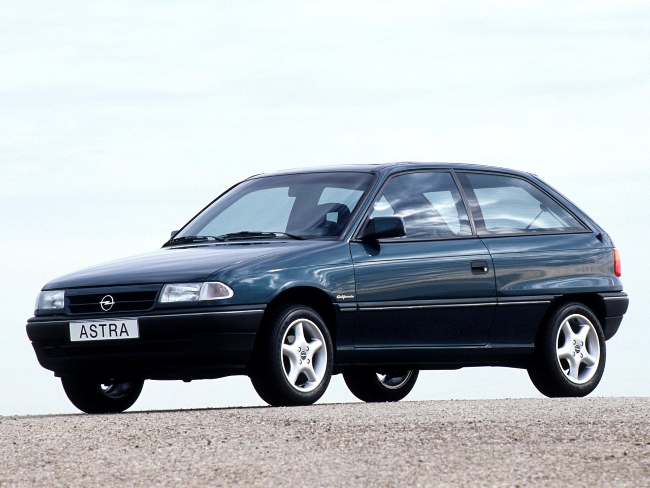Opel Astra F, хэтчбек 3 дв.