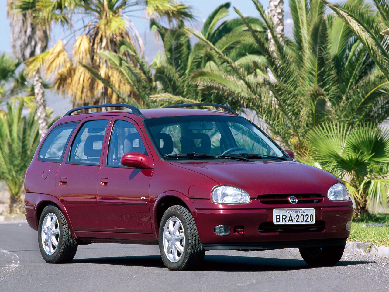 Opel Corsa B, универсал 5 дв.