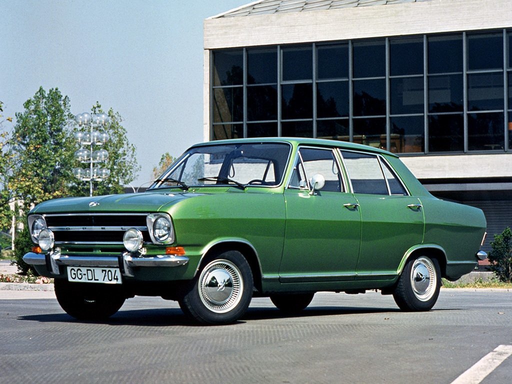 Opel Kadett B, седан
