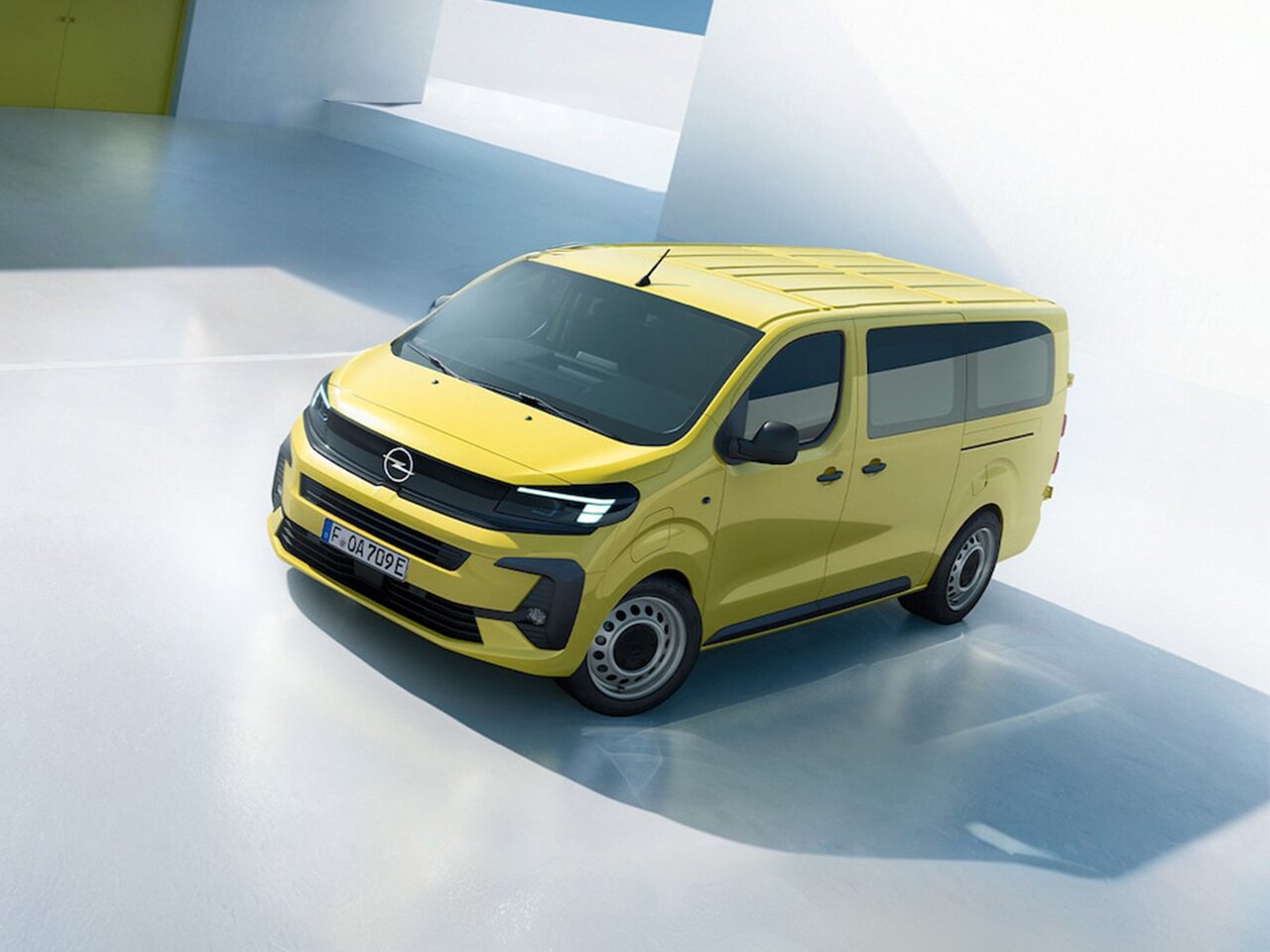 Opel Vivaro C Рестайлинг, минивэн