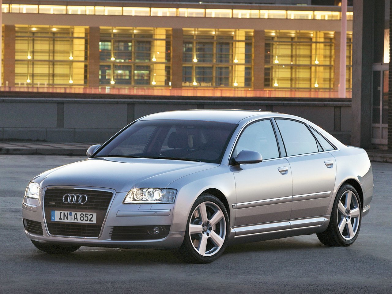 Audi A8 II (D3) Рестайлинг, седан