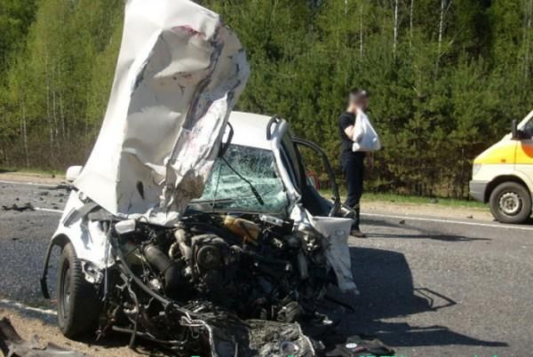 Серьезная авария под Дрогичином: в столкновении трех авто один человек погиб, пятеро пострадали (обновлено)