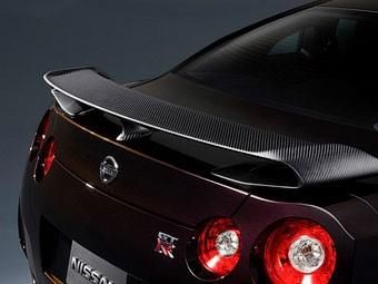 Nissan выпустит 100 эксклюзивных суперкаров GT-R