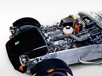 Спорткары Caterham оснастят трехцилиндровыми моторами Suzuki