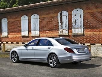 Топовый Mercedes-Benz S-Class будет стоить четверть миллиона евро