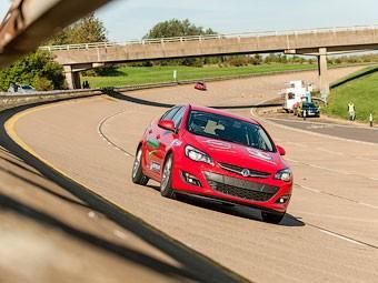 Opel Astra установил рекорд средней скорости