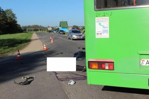 Трагедия в Лиде: автобус не пропустил мотоцикл - байкер и пассажирка погибли на месте