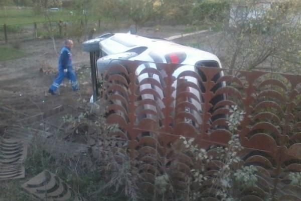 В Бобруйском районе перевернулся Renault, которым управлял пьяный водитель, - погибла пассажирка