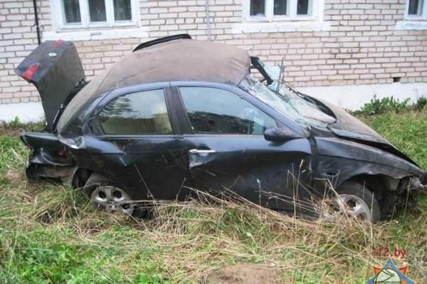 В Кореличах 18-летний водитель на Alfa Romeo вылетел в кювет
