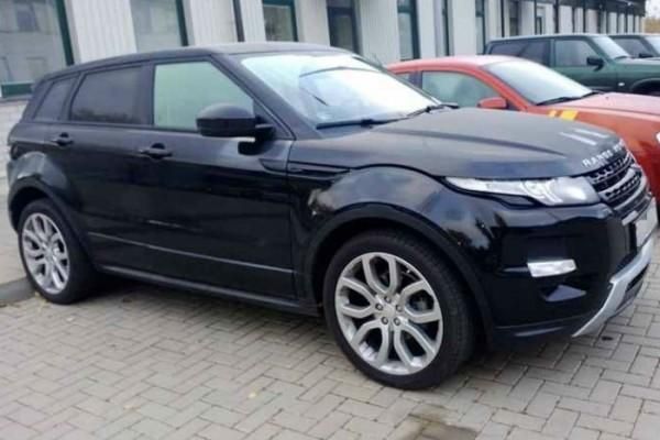 Литовские пограничники конфисковали у гражданина Беларуси новый Range Rover