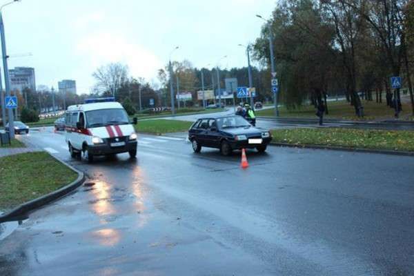 В Гродно пожилой водитель сбил на пешеходном переходе трех женщин