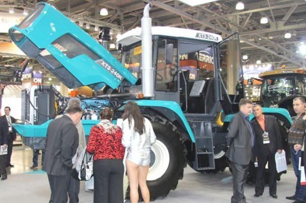 Харьковский тракторный представил в Москве обновленный модельный ряд