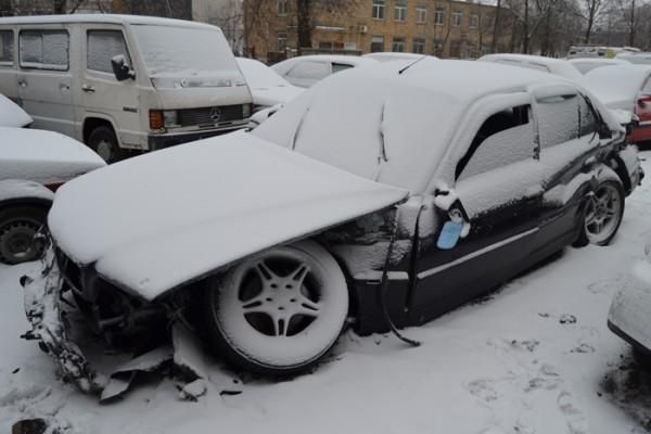 В Минске пьяный автослесарь на чужом BMW врезался в эвакуатор, увозивший другую машину с места ДТП