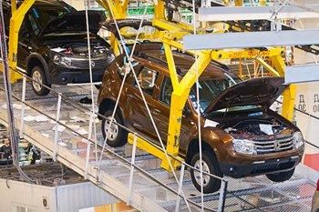 Renault и Nissan заявили о сокращении производства в России
