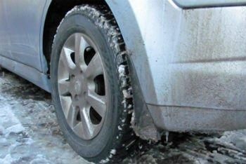 Еще раз о нововведениях и штрафах с 16 января: зимние шины, детские автокресла, обгон через "сплошную"