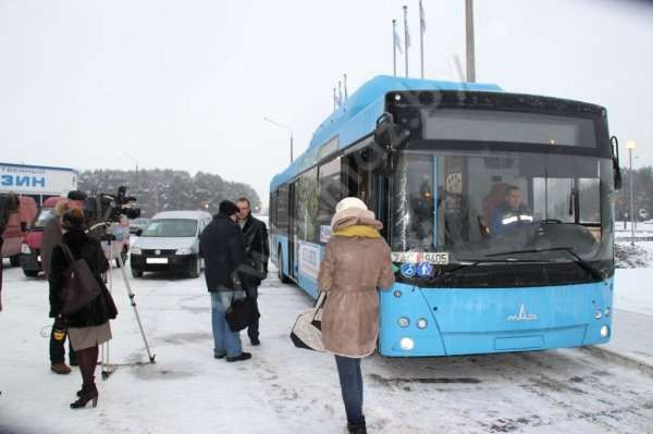 Газовые автобусы МАЗ поступят в 7-й автопарк столицы для пригородных перевозок
