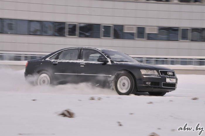 Audi A8, Chrysler 300C или Cadillac STS: что выбрать?