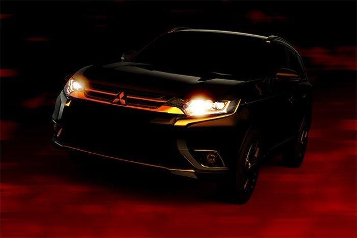 Mitsubishi представит обновленный Outlander в начале апреля