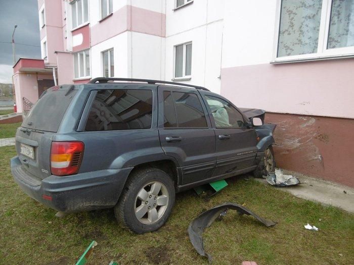 Отголоски ДТП в Гомеле: вслед за водителем Jeep скончался пешеход, которого он сбил возле дома