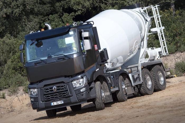 Новая опция на грузовиках Renault Trucks сводит риск возможного опрокидывания к нулю