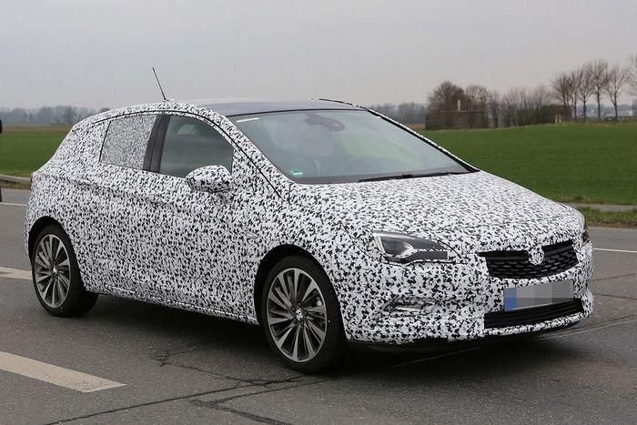 Opel проводит обкатку нового поколения Astra