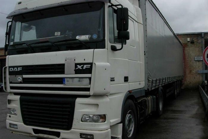 Польский грузовик привез в Литву из Латвии контрабанду белорусских сигарет на 1 миллион евро