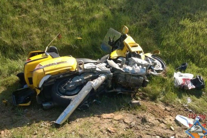 Стали известны подробности столкновения мотоцикла Honda и автомобиля BMW: от удара байкер и пассажирка потеряли сознание, девушка в коме (обновлено)