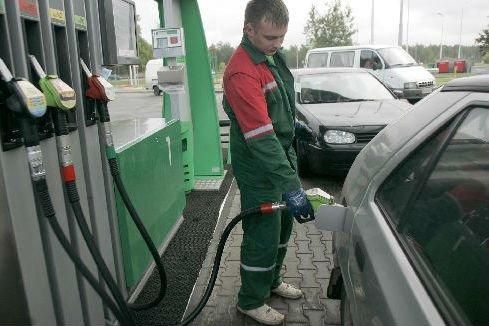 Скоро на АЗС: стоимость литра бензина АИ-98-К5 Мозырского НПЗ составит 13 тысяч рублей