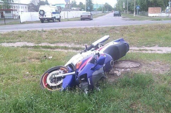 Мужчина продал мотоцикл, сел проехать в последний раз и разбился насмерть