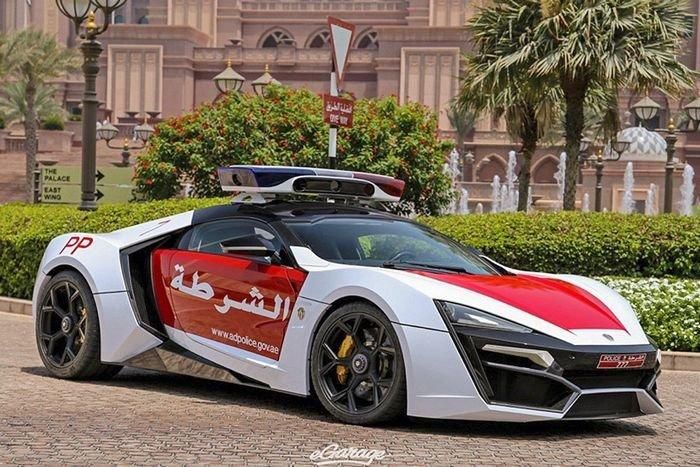 Арабский гиперкар стал самым дорогим полицейским автомобилем в мире
