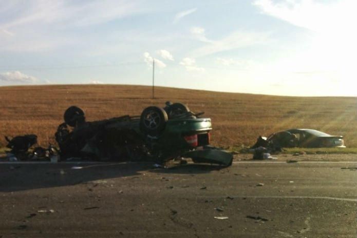 На трассе М5 Opel в лобовую столкнулся с BMW - погибли женщина и ее 5-летняя дочь, водители в больнице
