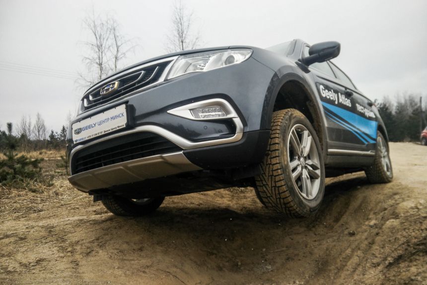 Джили атлас полный привод тесты. Geely Atlas 4wd. Geely Atlas Offroad Tuning. Geely Atlas off Road. Джили атлас полный привод.