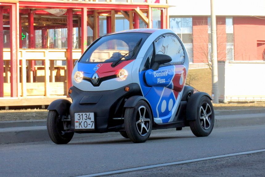 Renault Twizy pizza