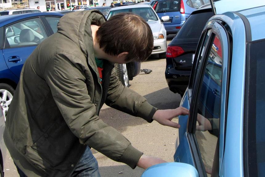 Как самостоятельно проверить кузов автомобиля при покупке